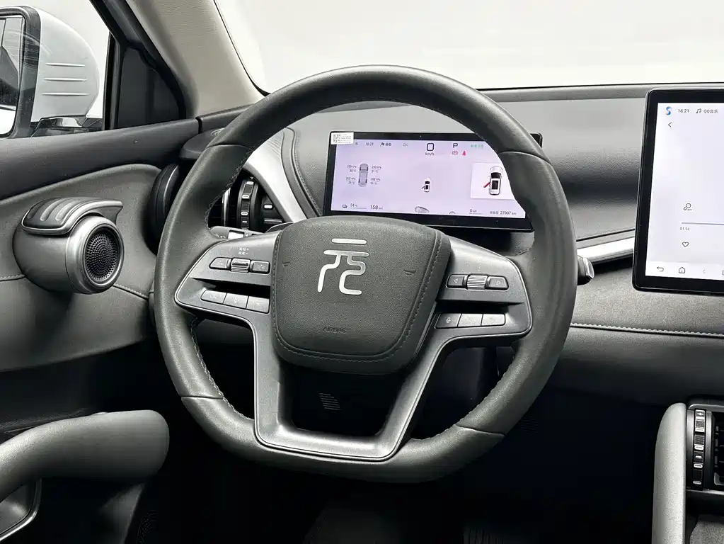 BYD Yuan Plus — миниатюра 12