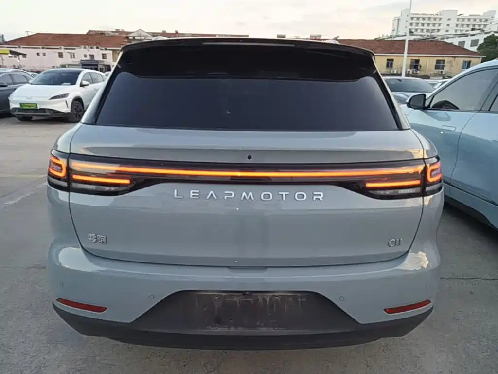 Leapmotor Leapmotor C11 — миниатюра 6