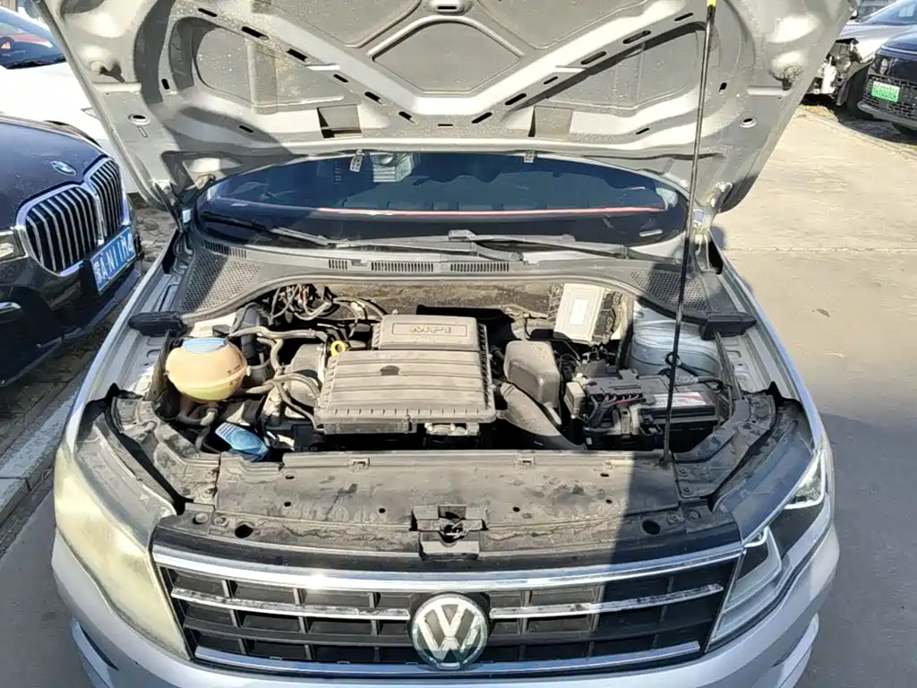 Volkswagen Jetta — миниатюра 16