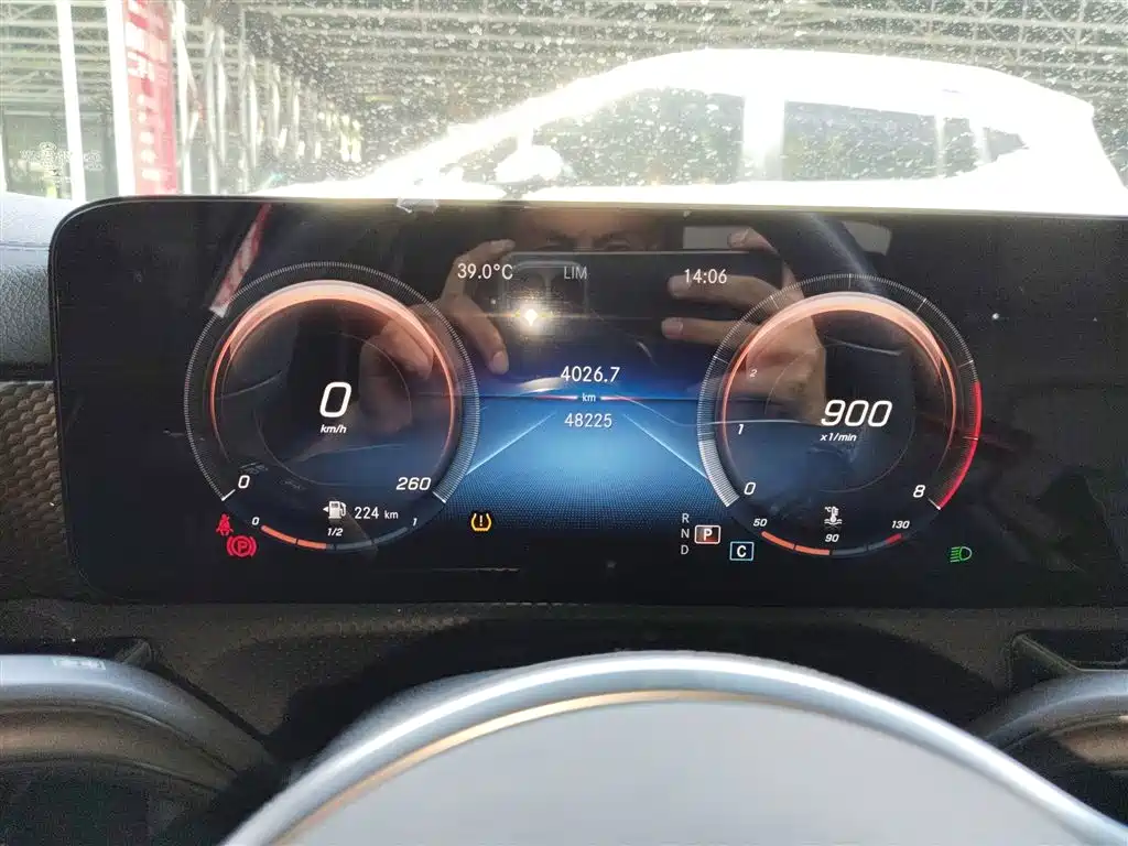 MERCEDES-BENZ  A CLASS