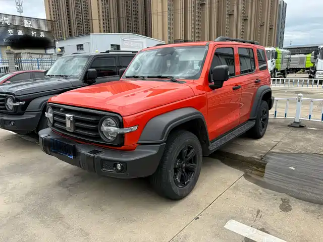 2023 TANK 300