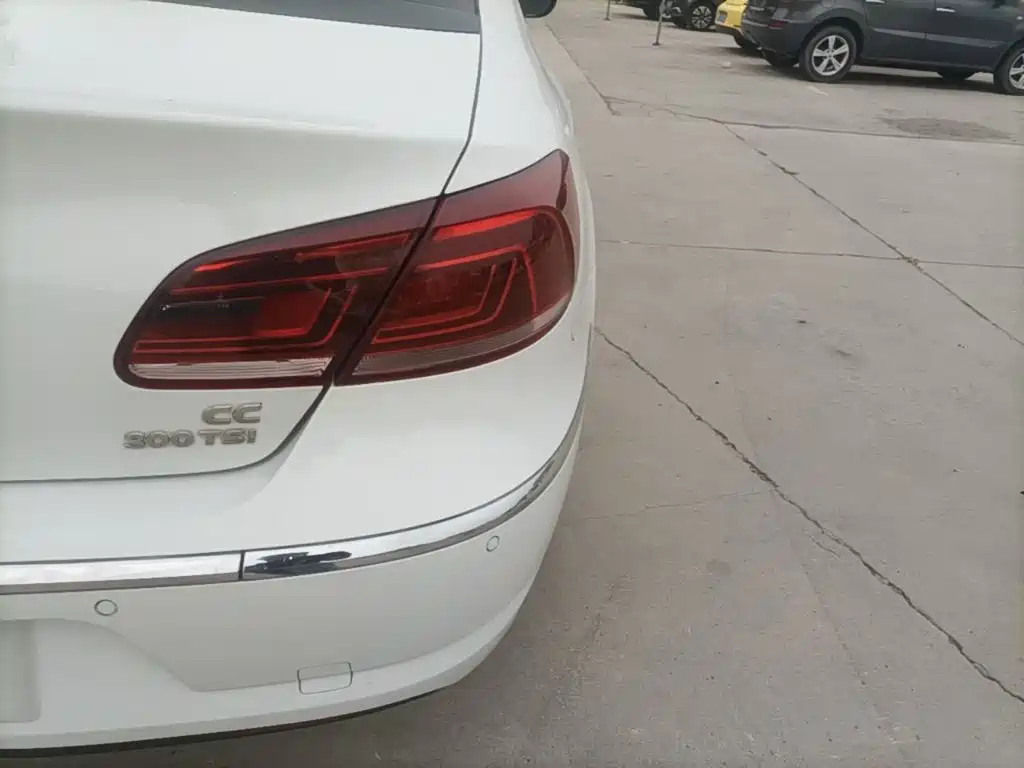 Volkswagen CC — миниатюра 8