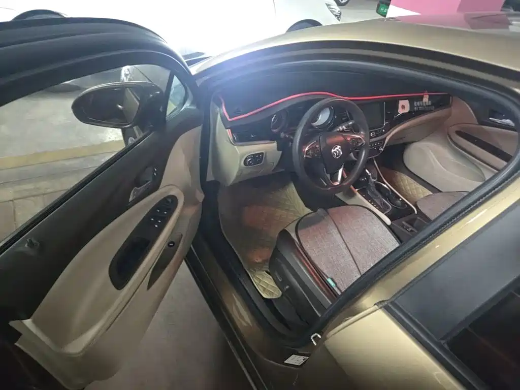 Buick Verano — миниатюра 12