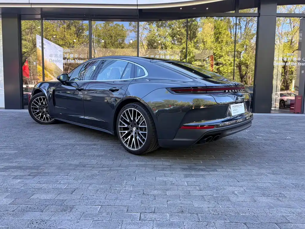 Porsche Panamera — миниатюра 5
