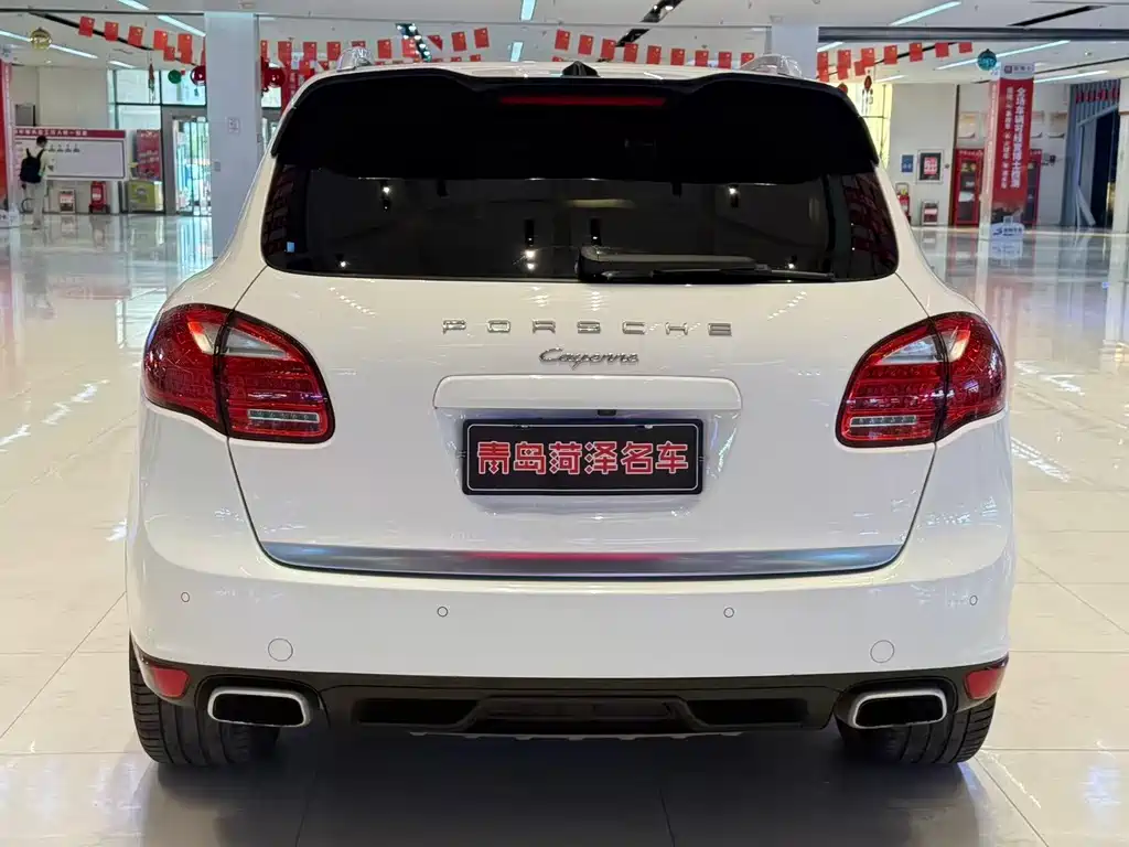 Porsche Cayenne — миниатюра 16