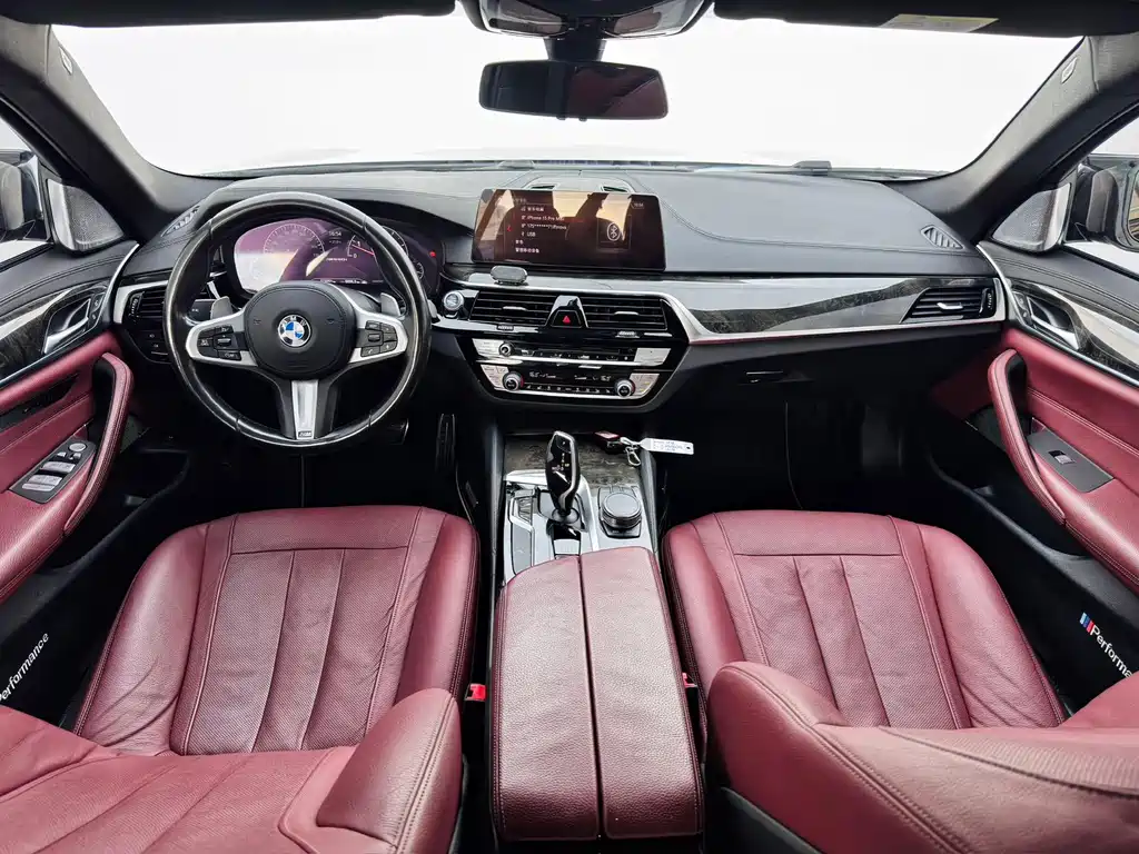 BMW 5 Series — миниатюра 7