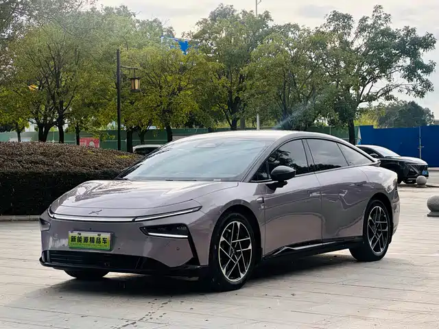 2025 Xpeng P7