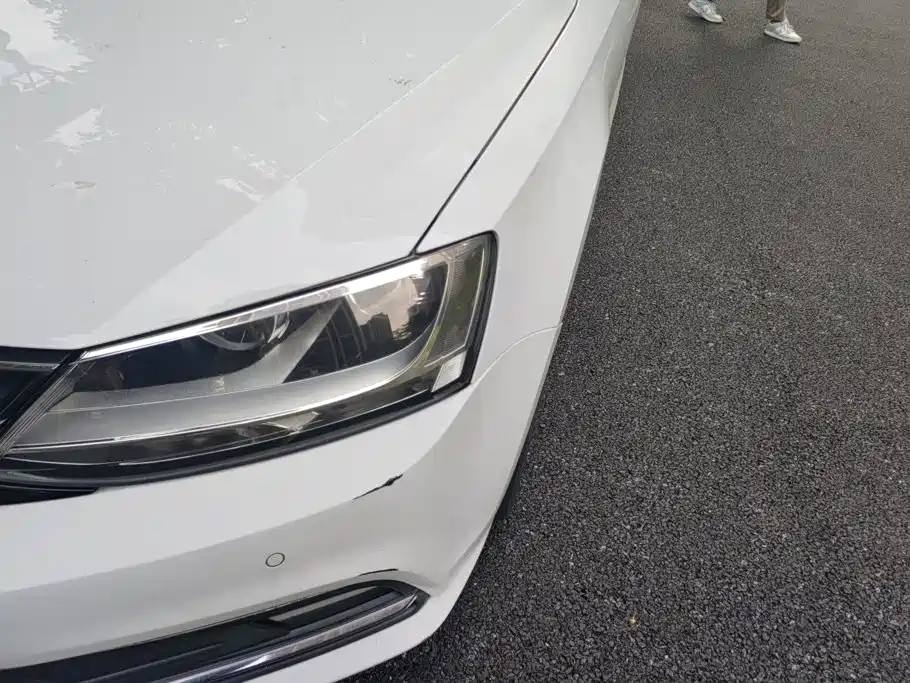 Volkswagen Sagitar — миниатюра 5