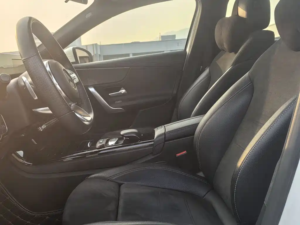 MERCEDES-BENZ A CLASS