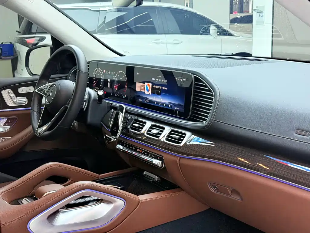 Mercedes-Benz GLE (Import) — миниатюра 6