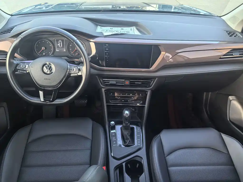 Volkswagen Tharu — миниатюра 10