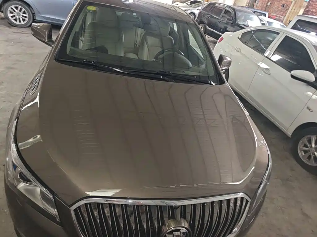 Buick LaCrosse — миниатюра 3