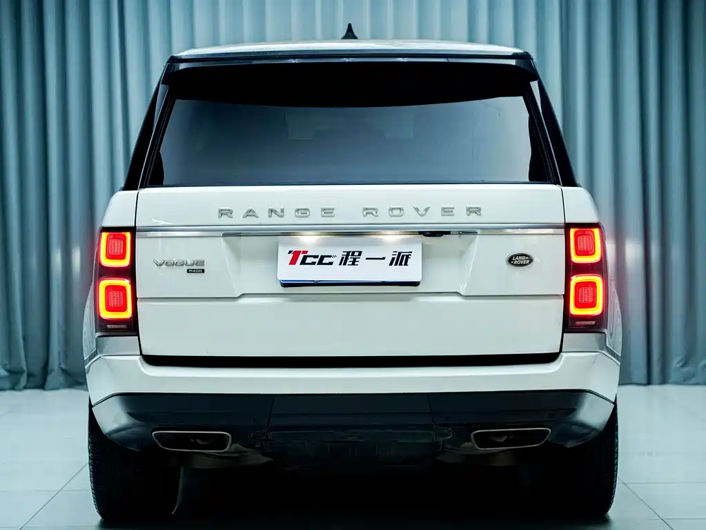 Land Rover Range Rover 2022 3.0 L6 400PS