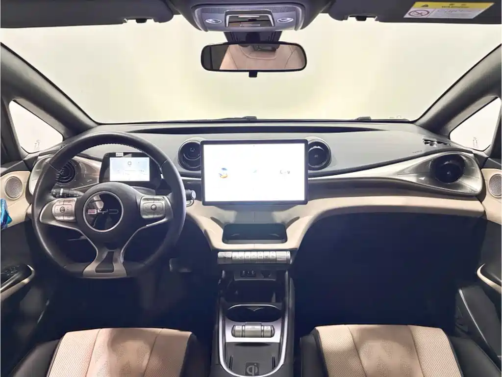 BYD Dolphin — миниатюра 8