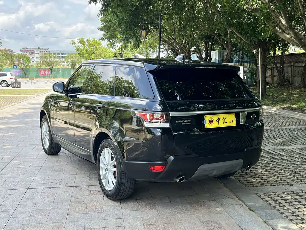 Land Rover Range Rover Sport 2017 3.0 SC V6 SE