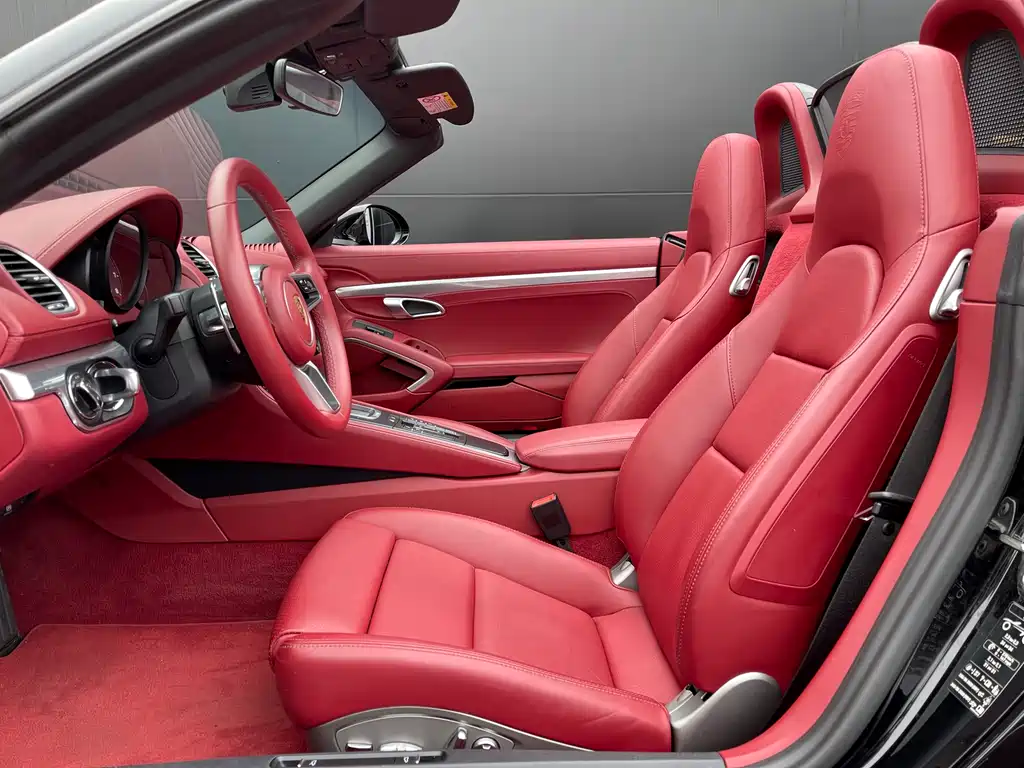 Porsche 718 2023 Boxster 2.0T