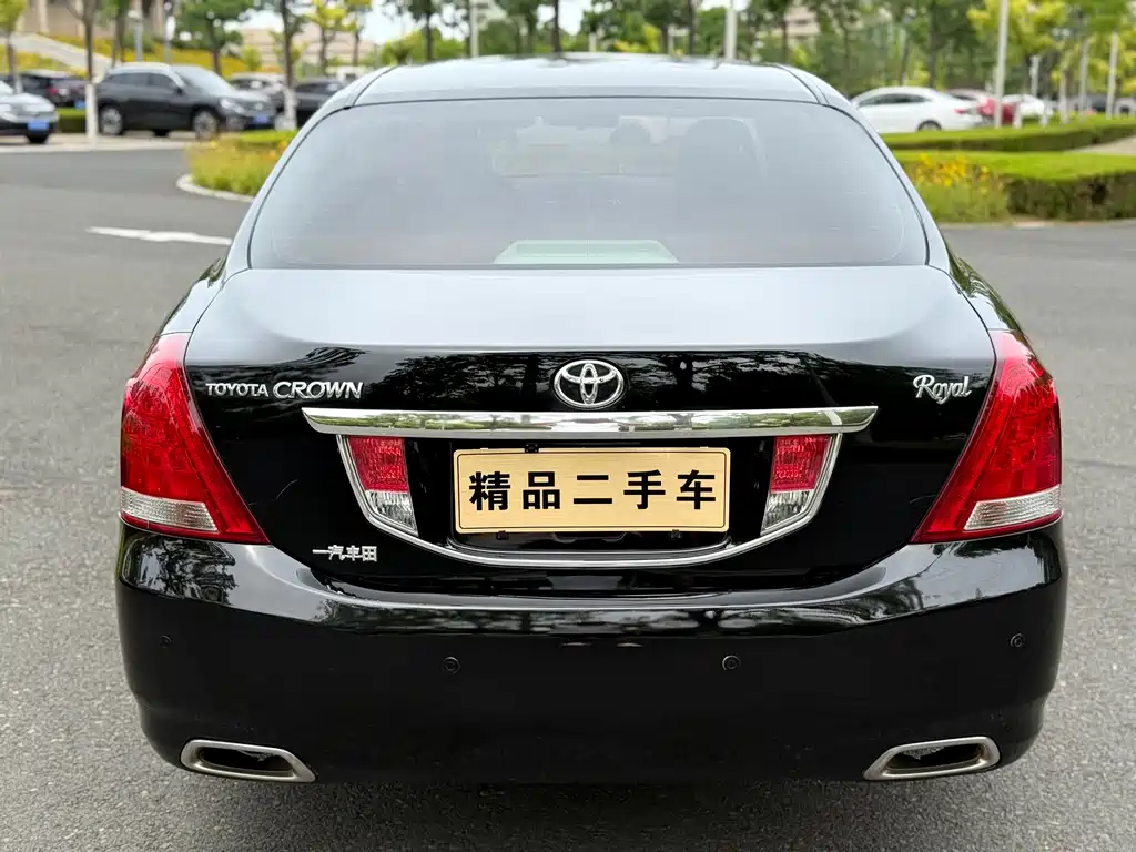 Toyota Crown 2011 2.5L Royal