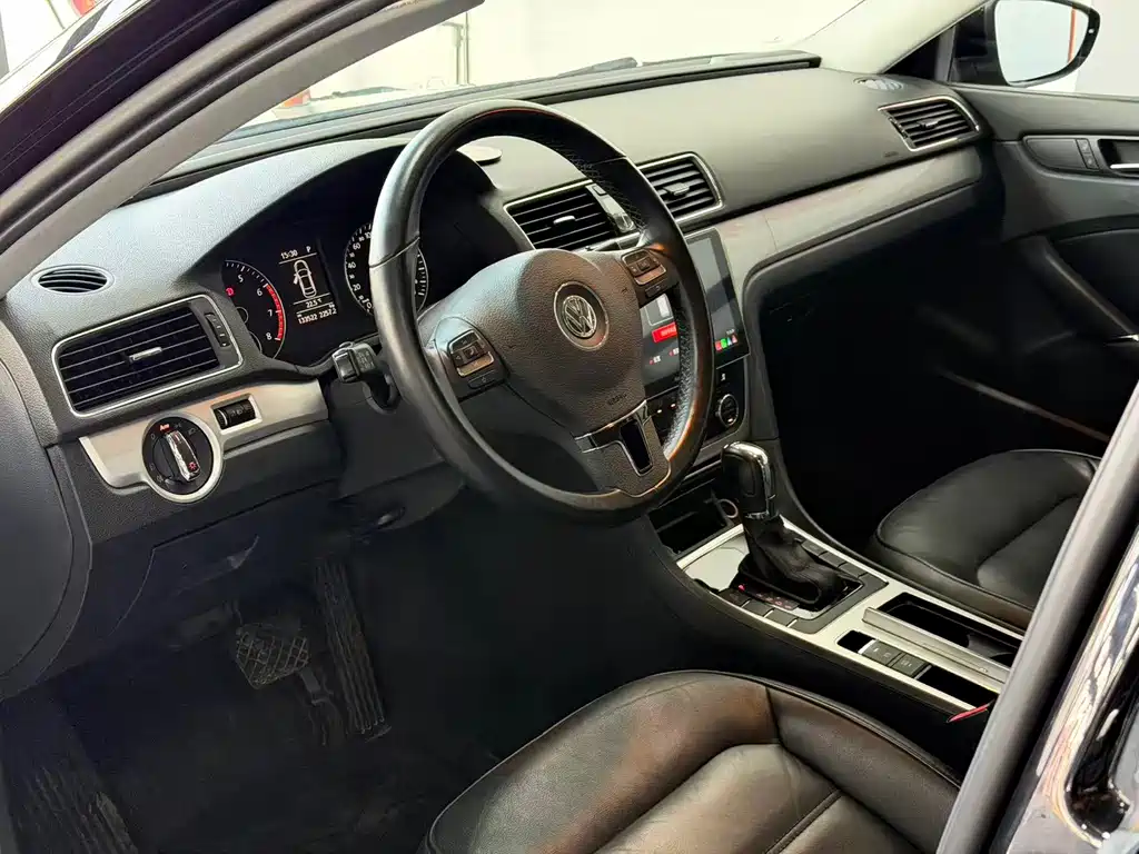 Volkswagen Passat — миниатюра 9