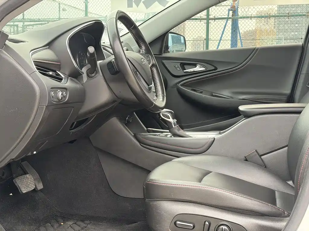 Chevrolet Malibu XL — миниатюра 8