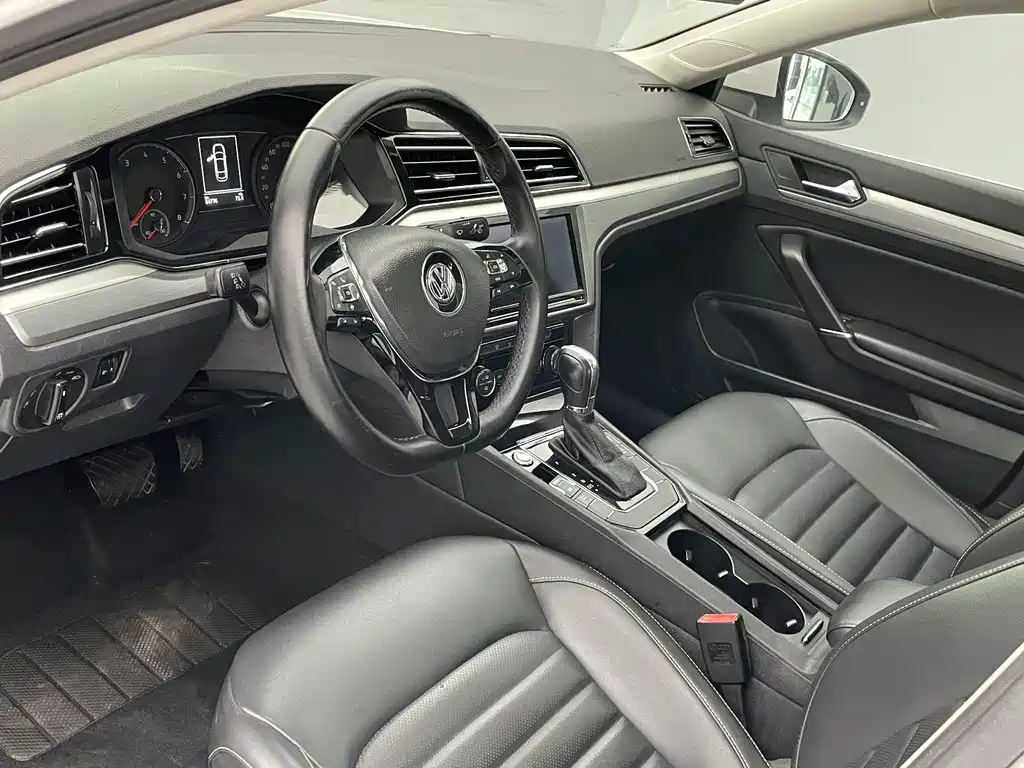 Volkswagen Lamando — миниатюра 7