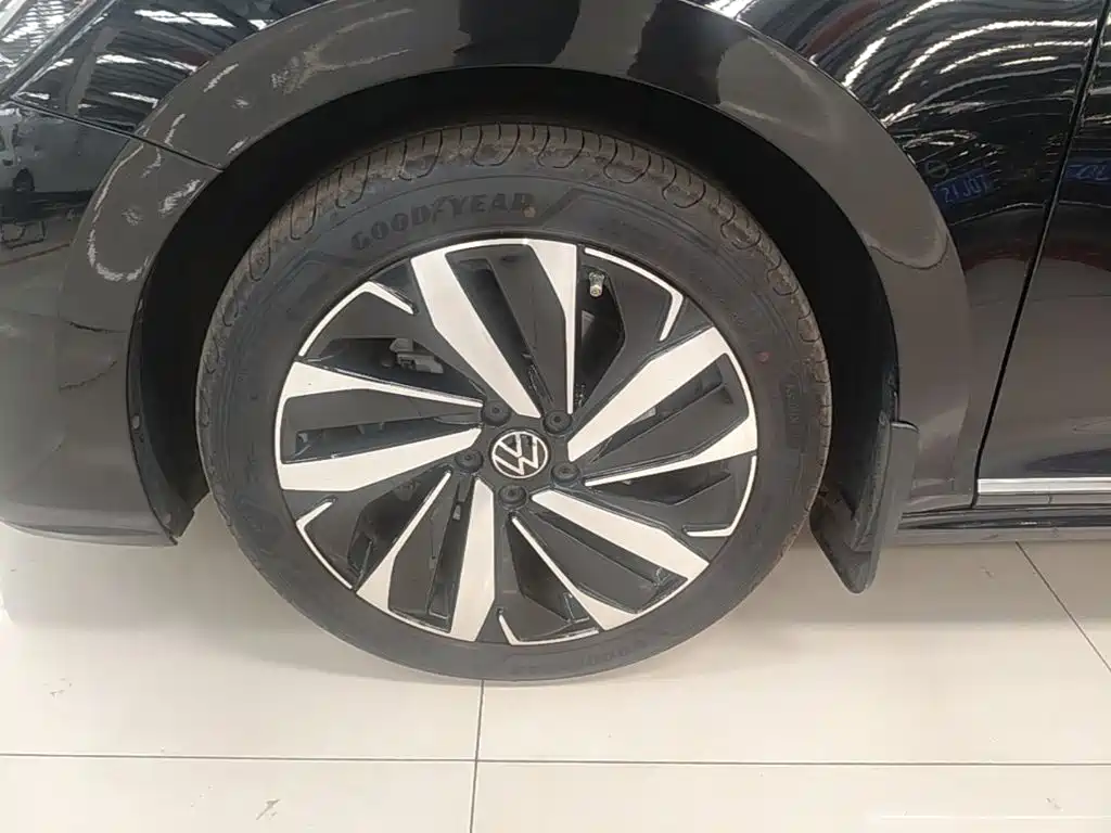 Volkswagen Passat — миниатюра 23
