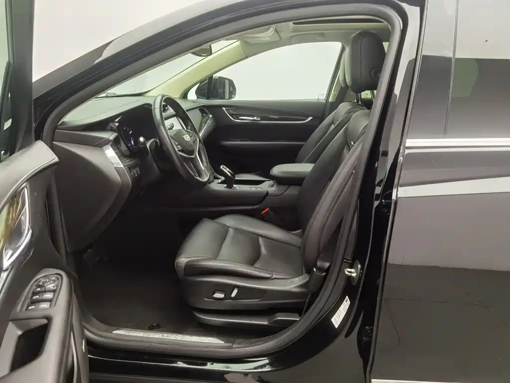 Cadillac XT5 — миниатюра 10