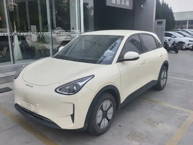 2025 Geely Xingyuan