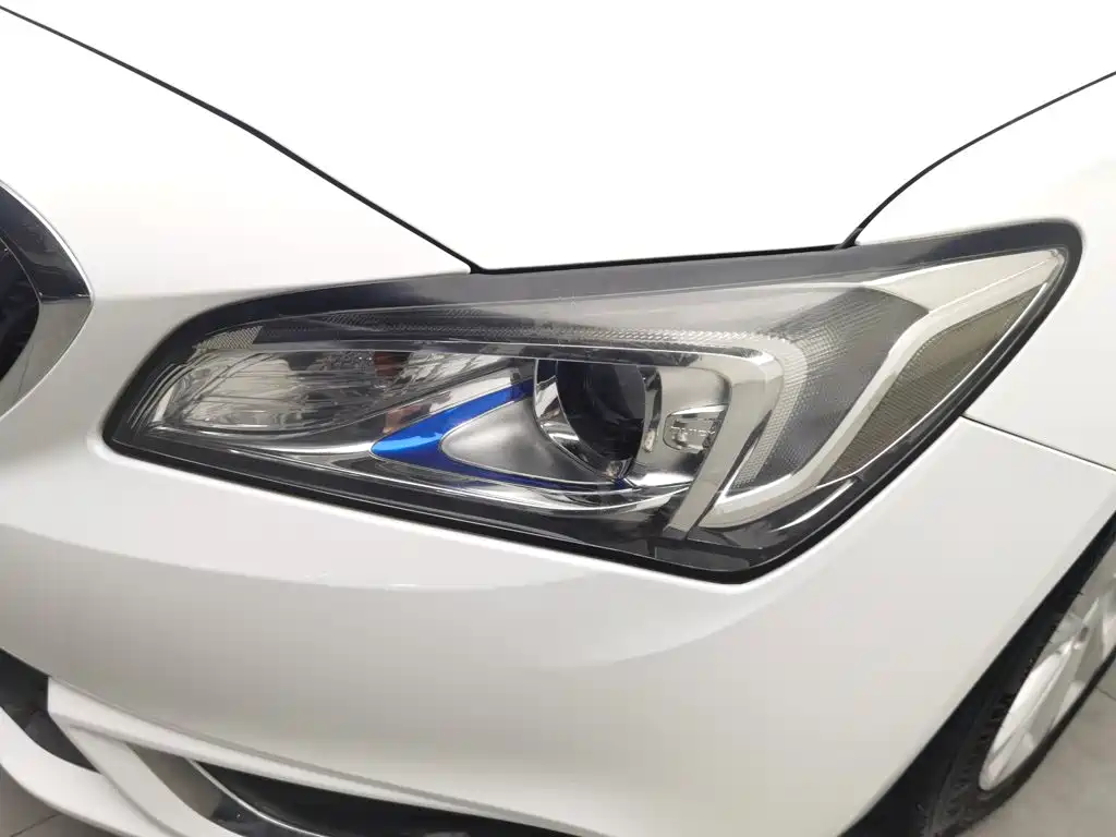 Buick Verano — миниатюра 7