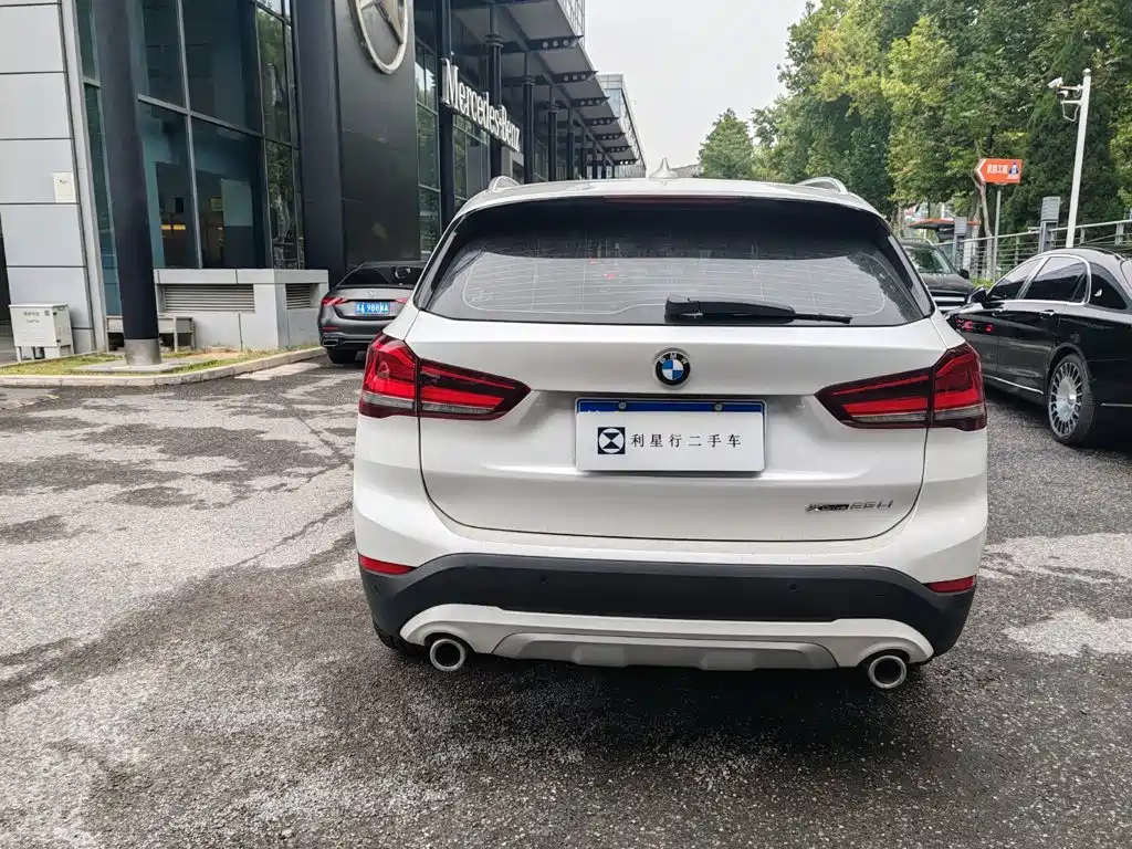 BMW X1 — миниатюра 6