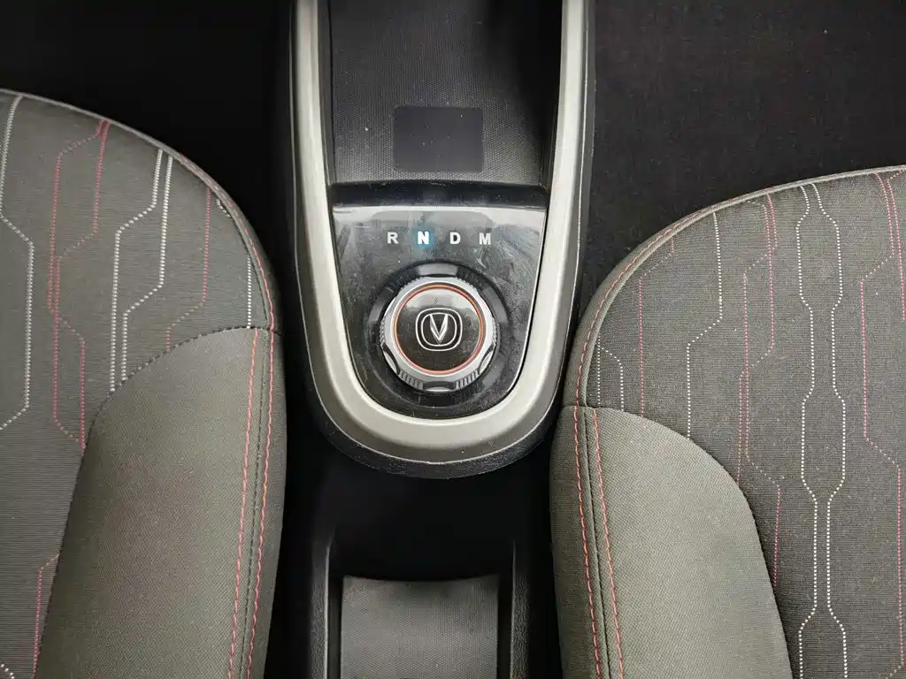 Changan BenBen — миниатюра 13