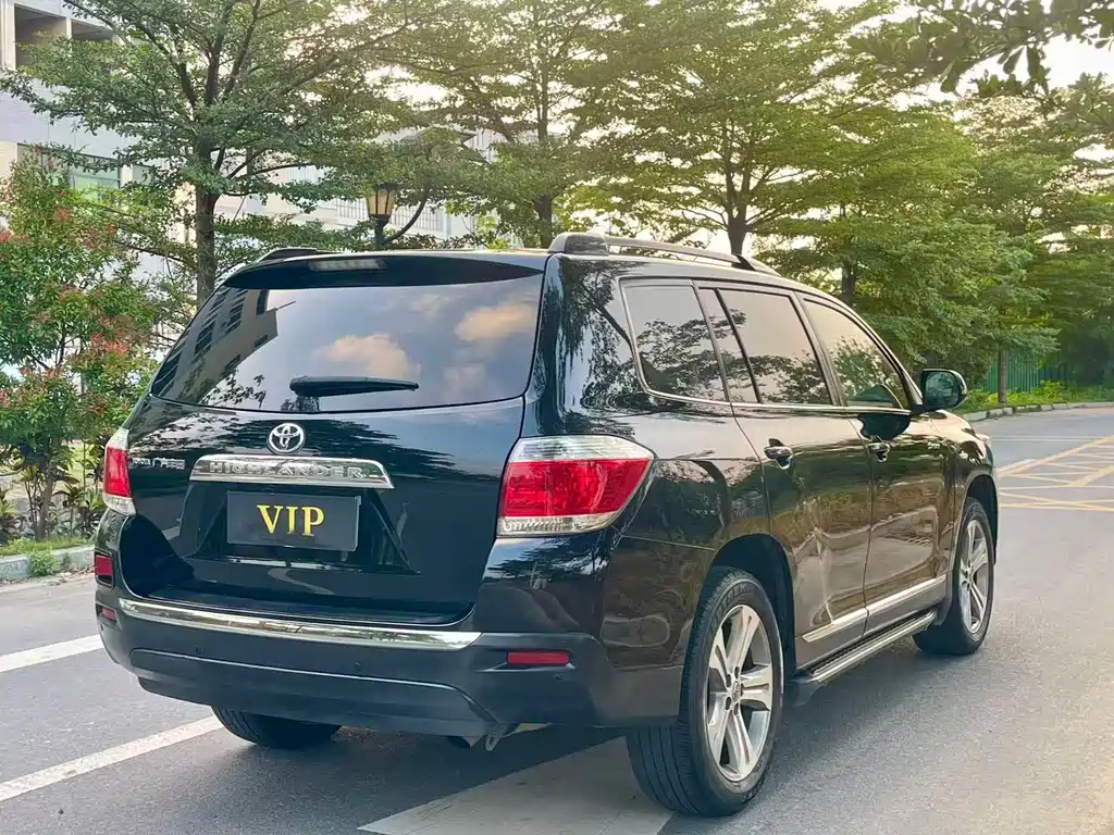Toyota Highlander — миниатюра 7