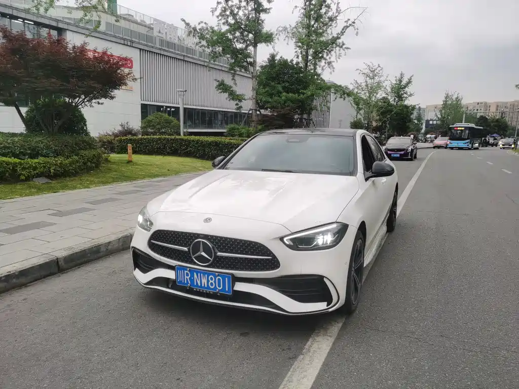 Mercedes-Benz C-Class 2022