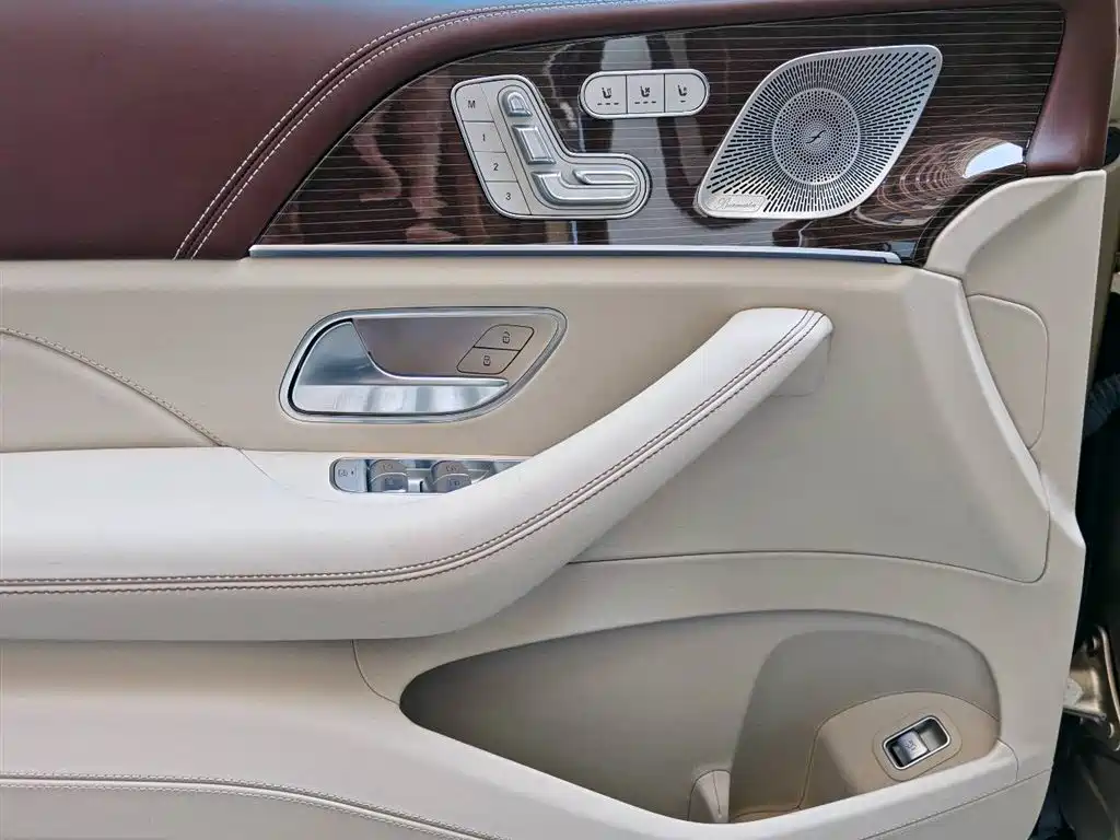 MERCEDES-BENZ MAYBACH GLS