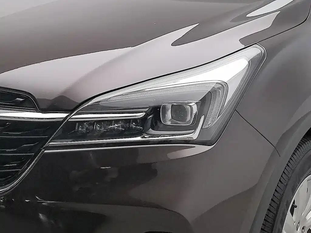 Buick Envision Plus — миниатюра 7