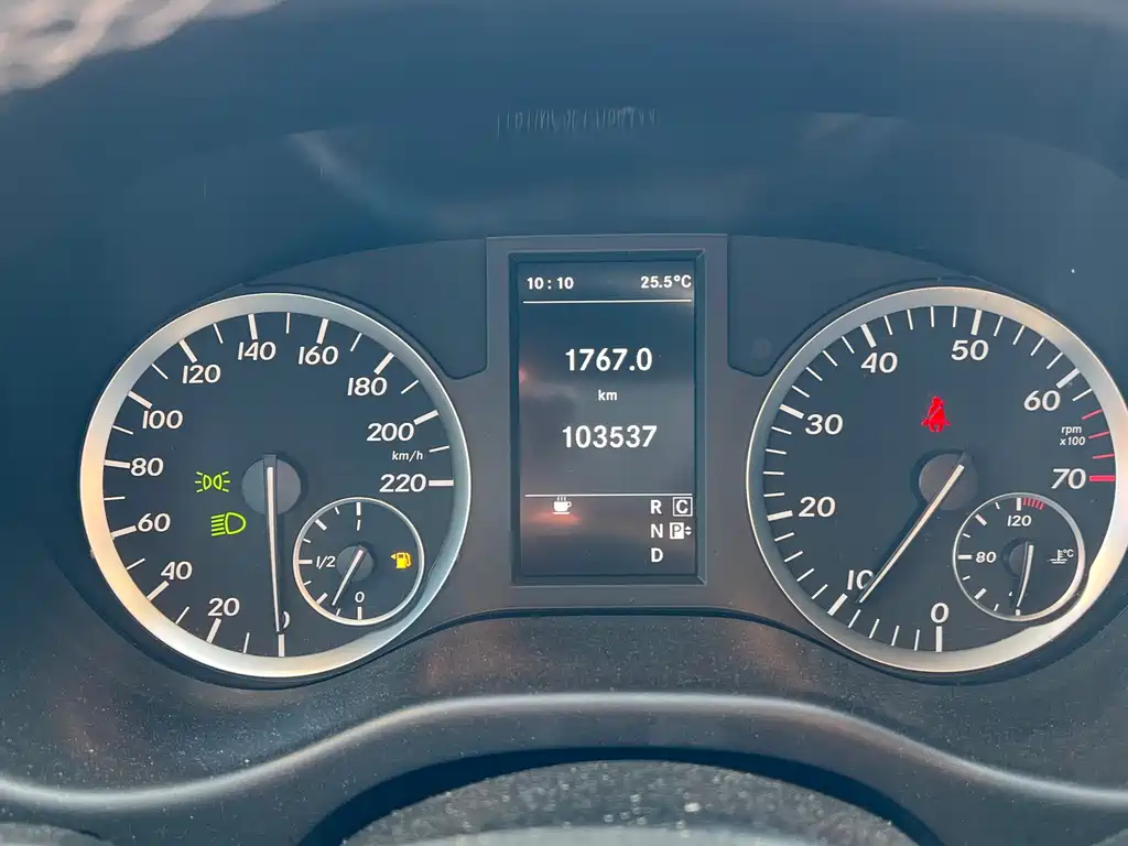 Mercedes-Benz Vito — миниатюра 25