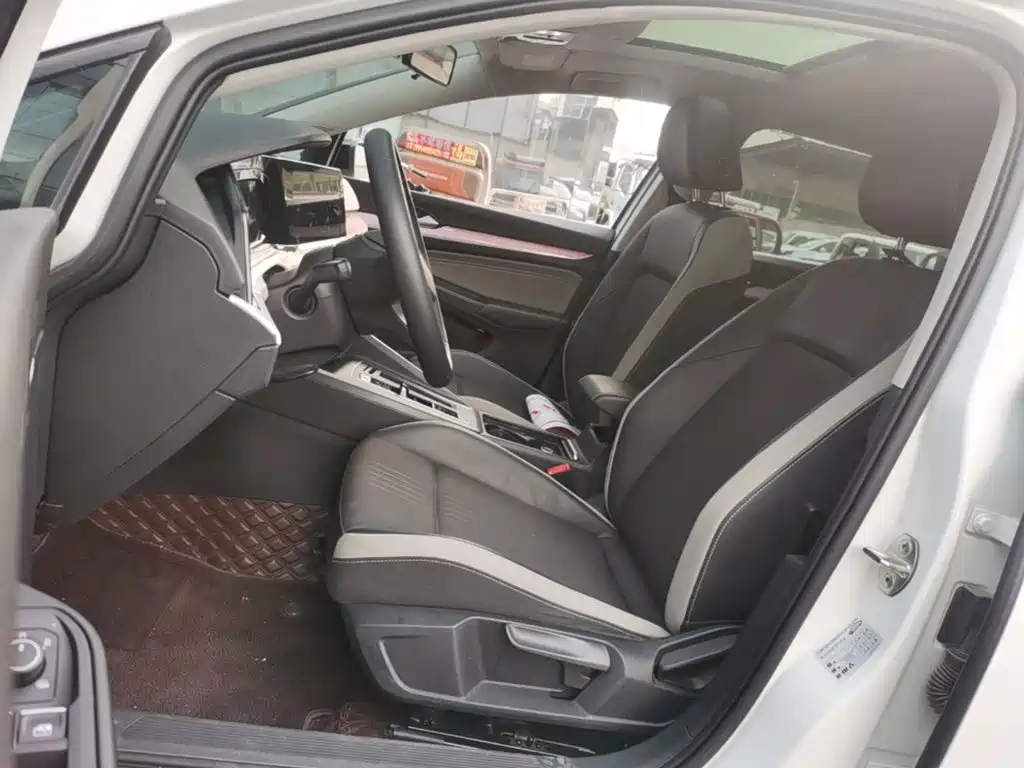 Volkswagen Golf — миниатюра 15