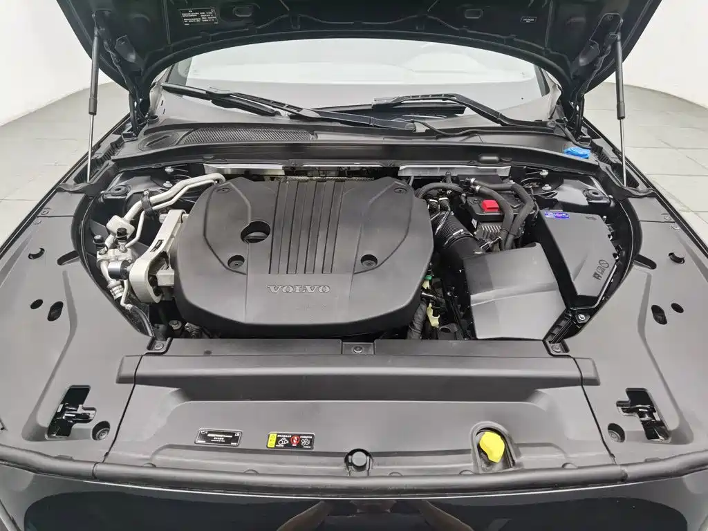 Volvo S90 — миниатюра 6