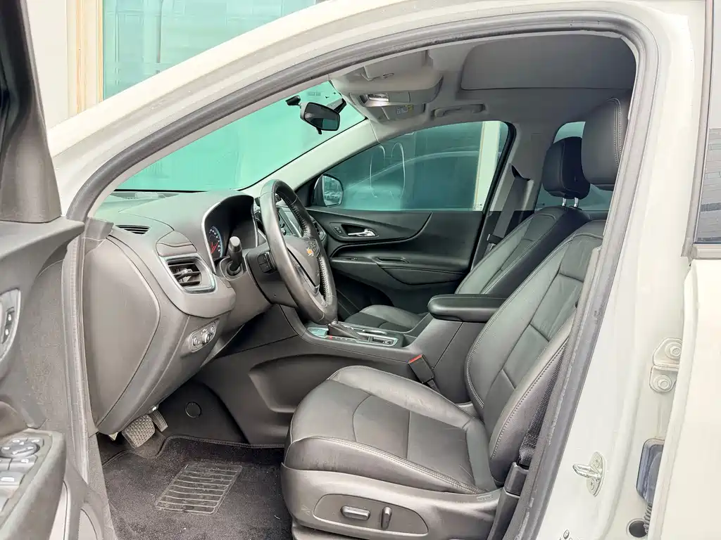 Chevrolet Equinox — миниатюра 6