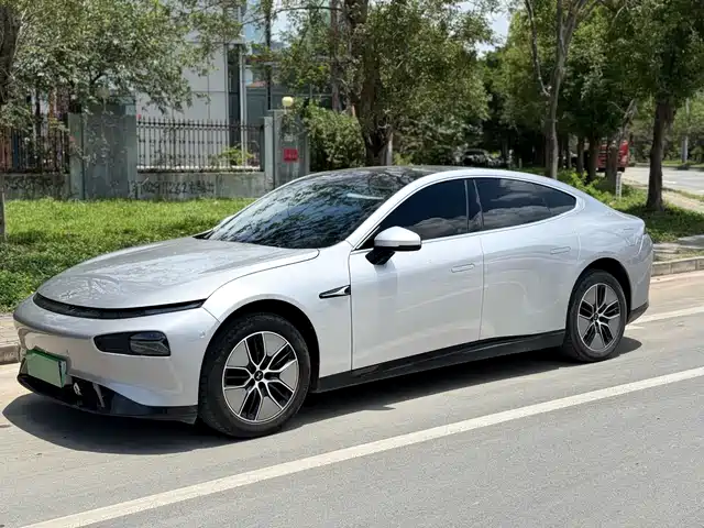 2024 Xpeng P7