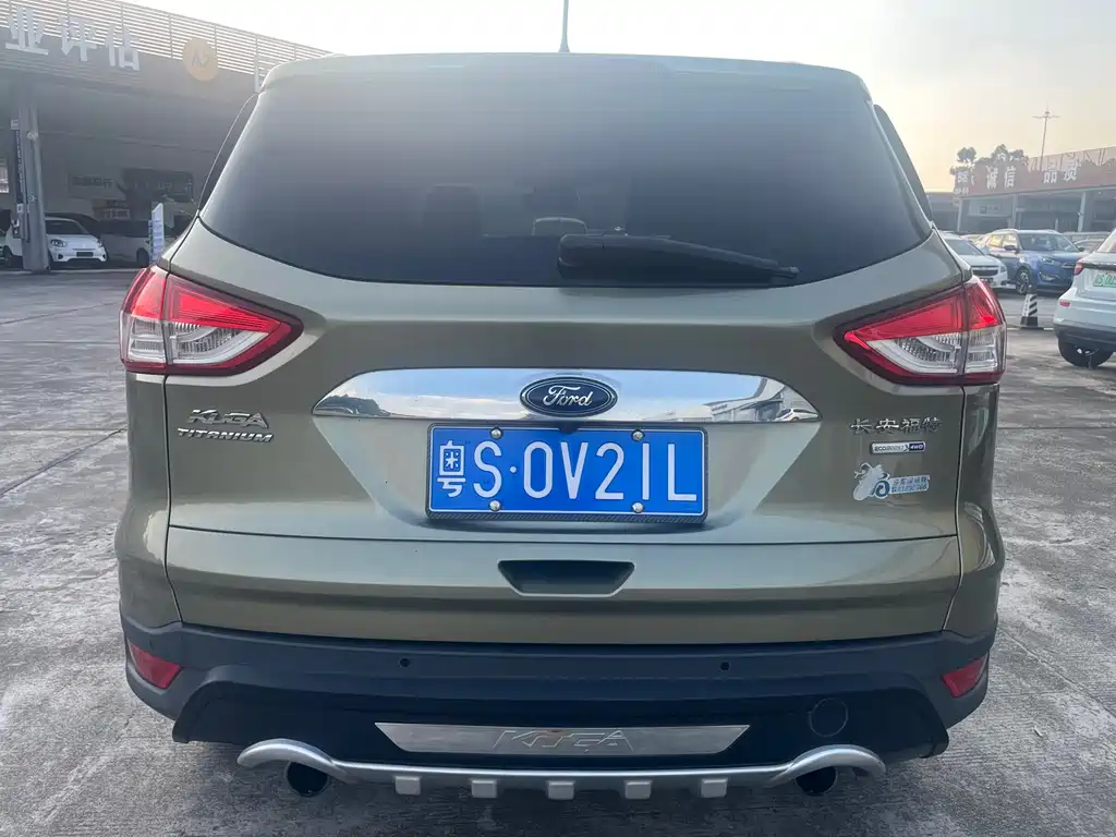 Ford Kuga — миниатюра 11