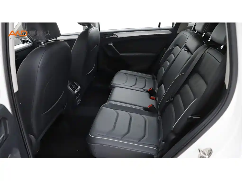 Volkswagen Tiguan L PHEV — миниатюра 7