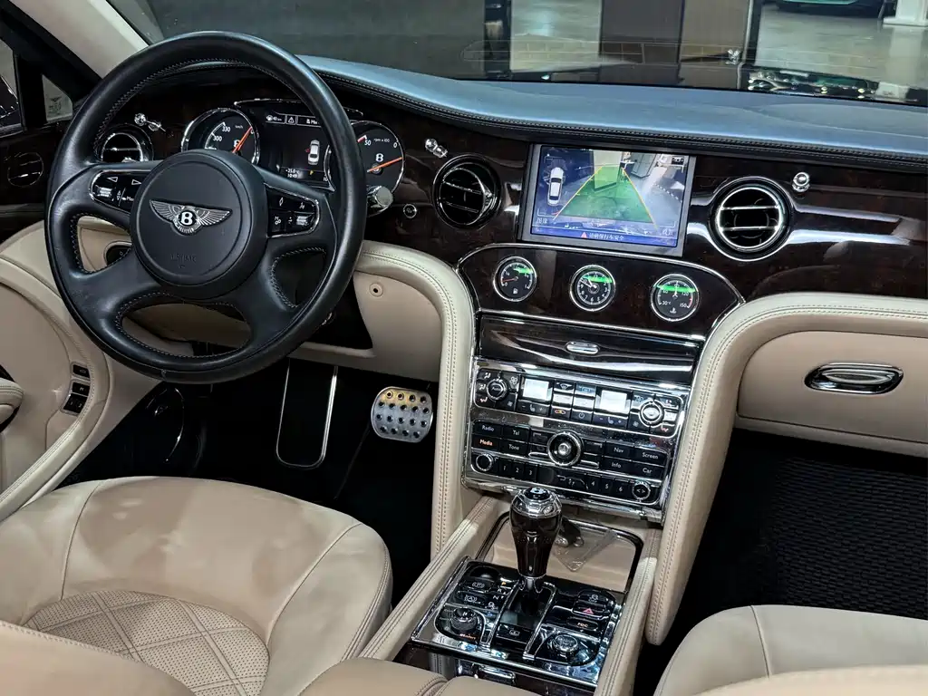 Bentley Mulsanne — миниатюра 20