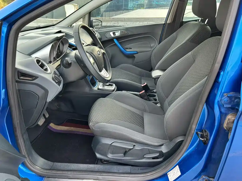 Ford Fiesta 2009 1.5L AT Sport