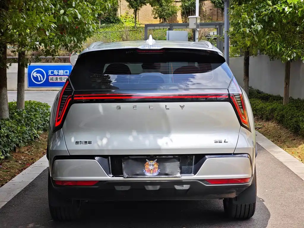 Geely Boyue L — миниатюра 5