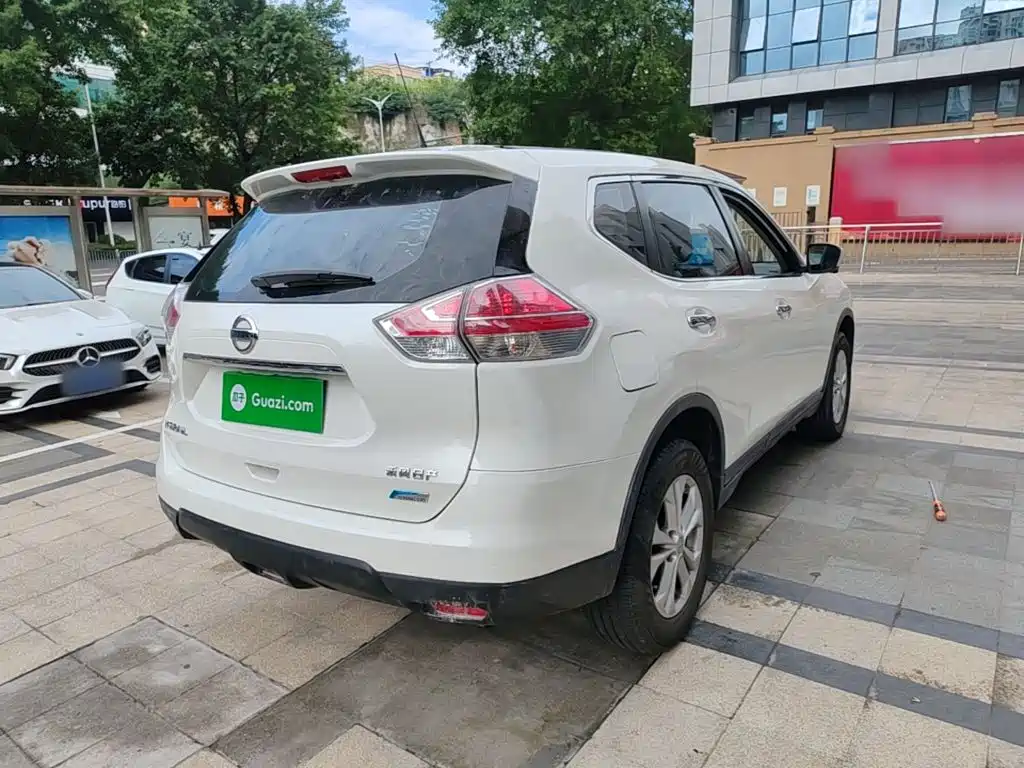 Nissan X-Trail — миниатюра 7