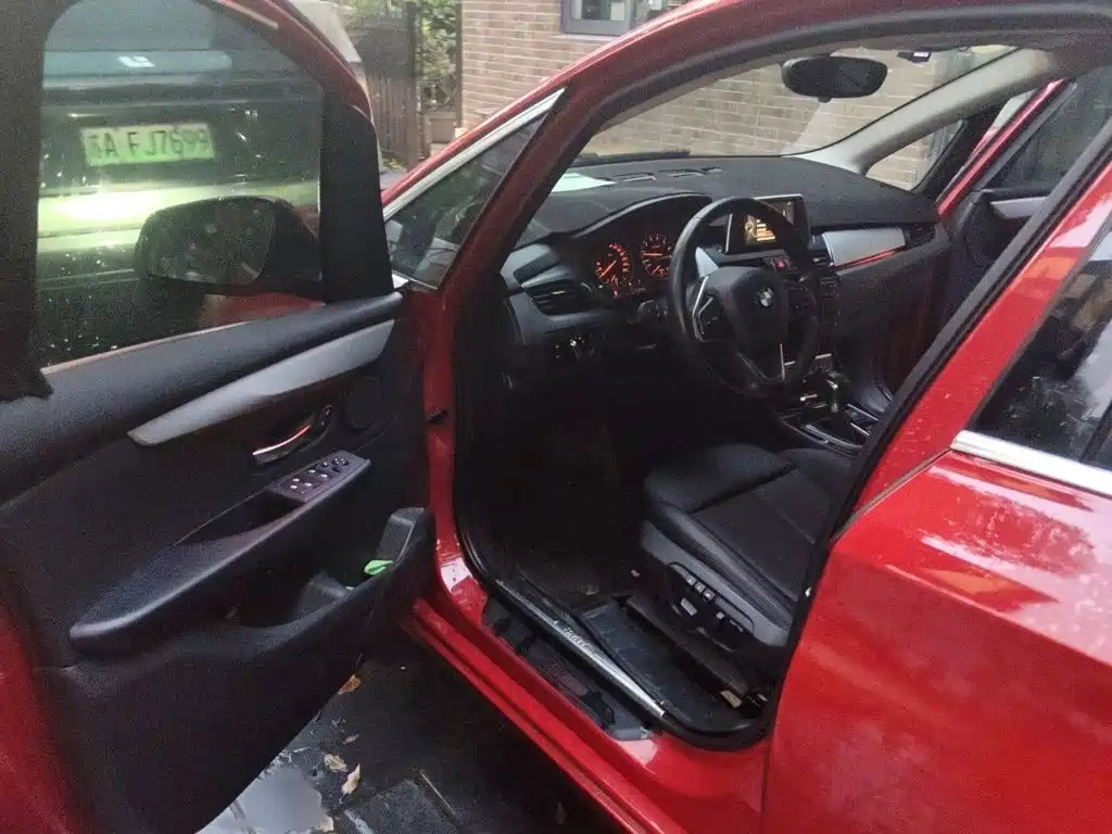 BMW 2 Series Active Tourer — миниатюра 14