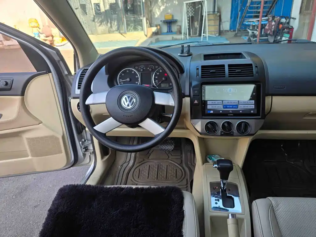 Volkswagen Polo — миниатюра 6