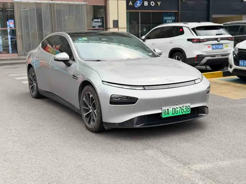 XPeng P7 — миниатюра 3