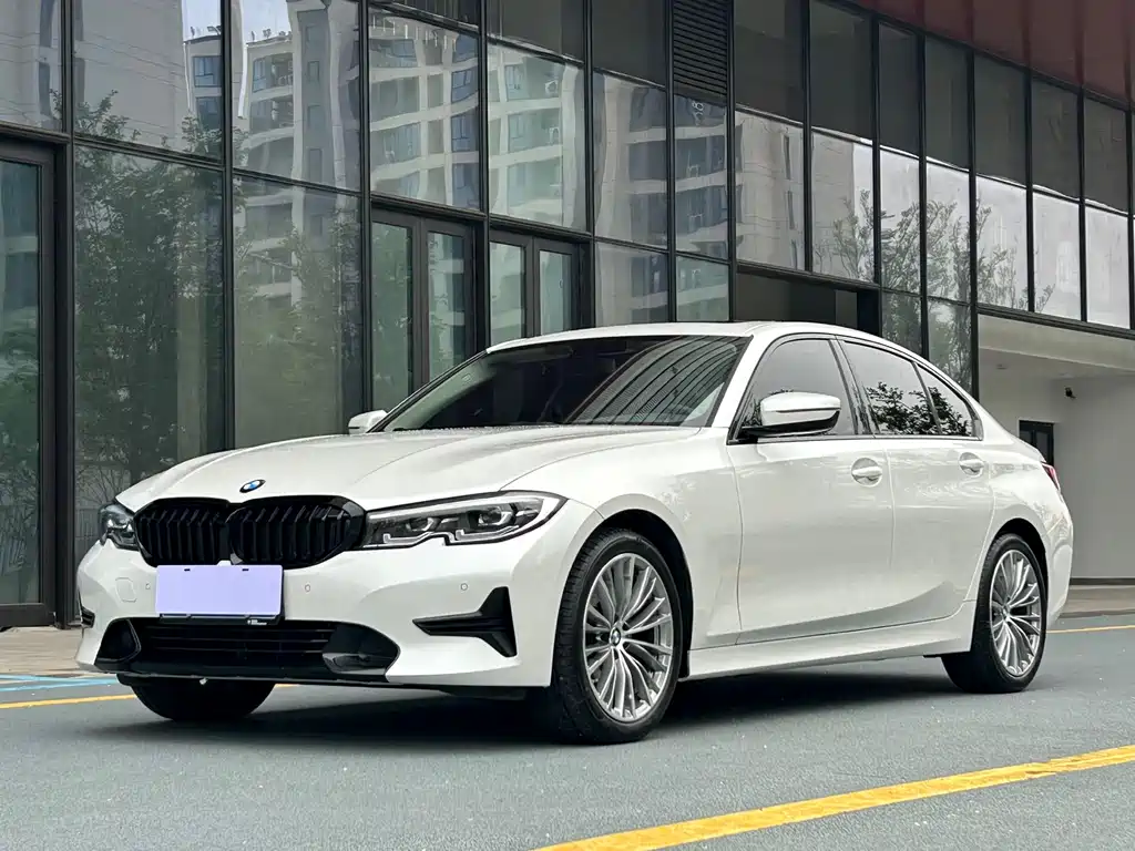 BMW 3 Series 2022