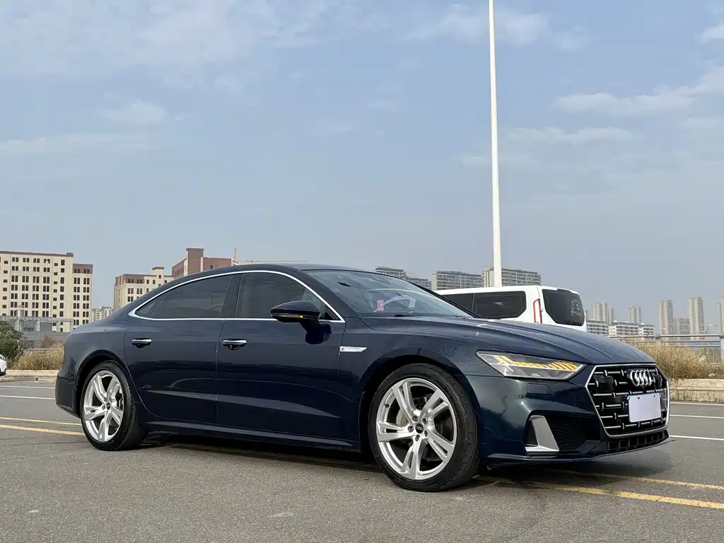 AUDI A7L
